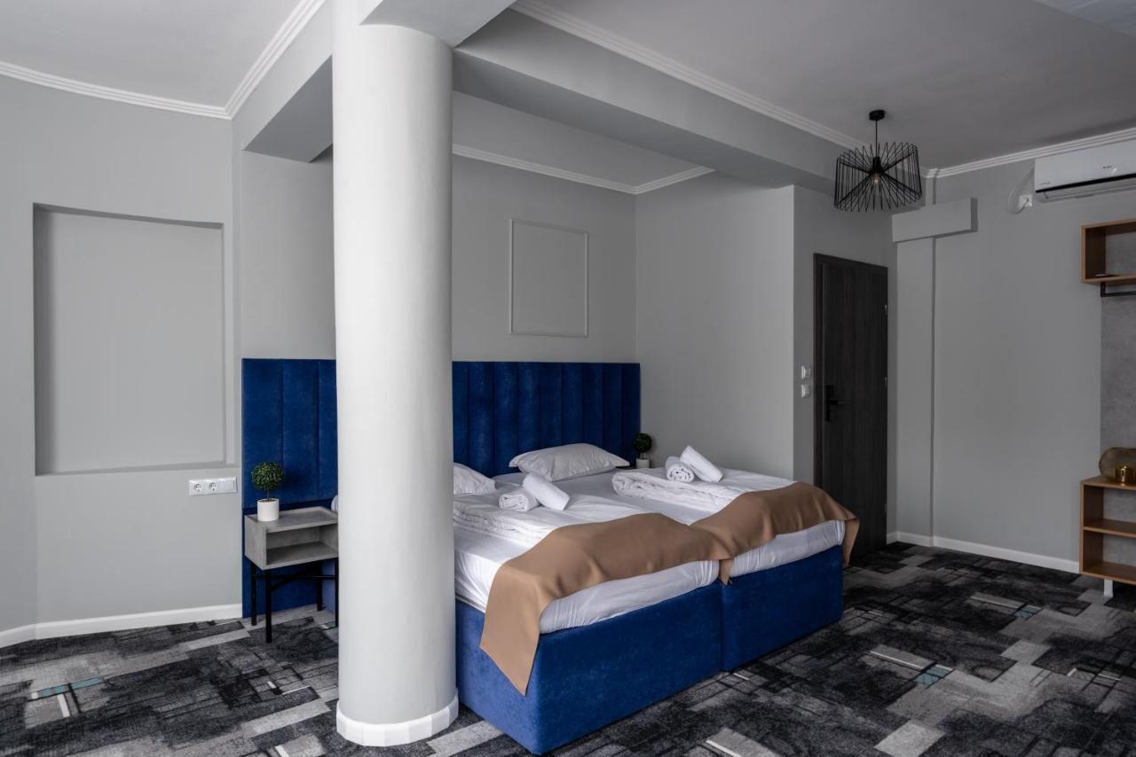 Hotel Paso Cluj-Napoca Exteriör bild